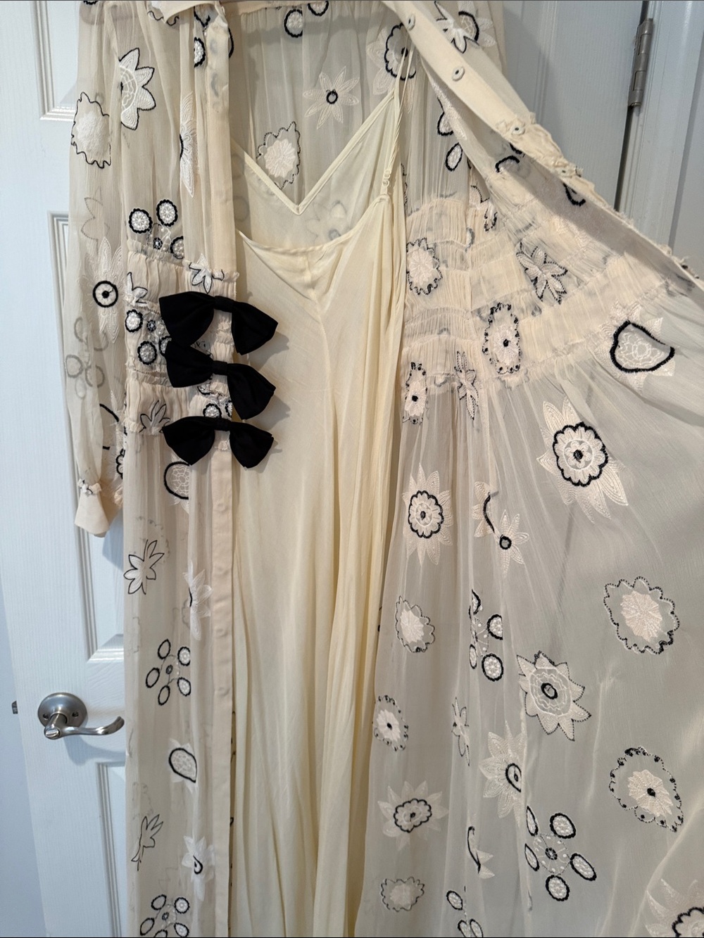 Rebecca Taylor Cream Maxi Dress with Black Floral Embroidery and Bows - Picture 6 of 7